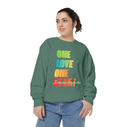 ONE LOVE ONE HEART JAMAICA Sweatshirt – Livitee Yardwear | Unisex Caribbean Pride Crewneck